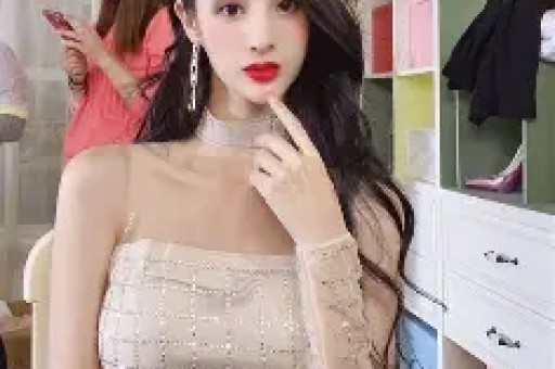 突发！知名女歌手演唱会现场两次晕倒最新回应