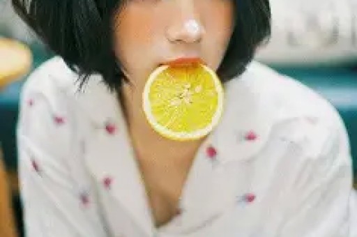 谢贤登顶微博热搜！无数影迷留言寄托哀思